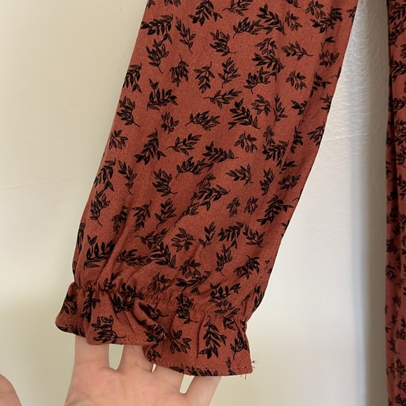 General Good Long Ruffle Sleeve Dress in Rust Brown - Picture 4 of 9